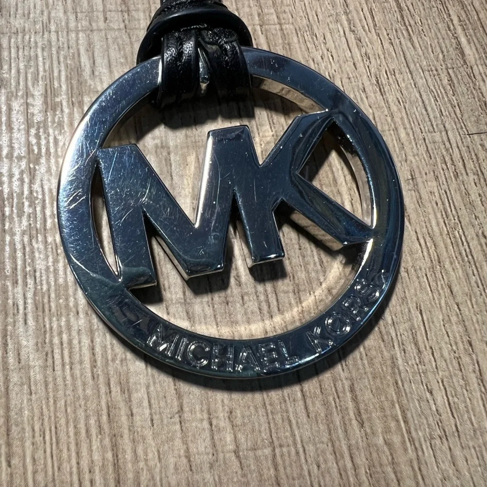 Michael Kors Black and silver bag tag charm - Picture 4 of 7